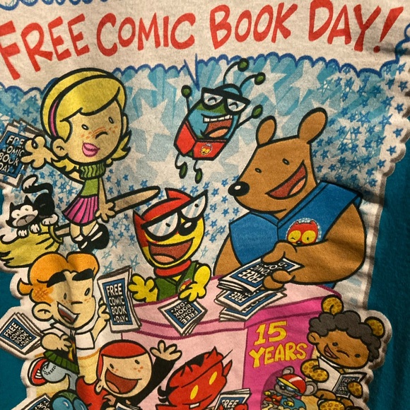Free Comic Book Day shirt T-shirt Archie Sabrina Hellboy Baltazar - Picture 2 of 4